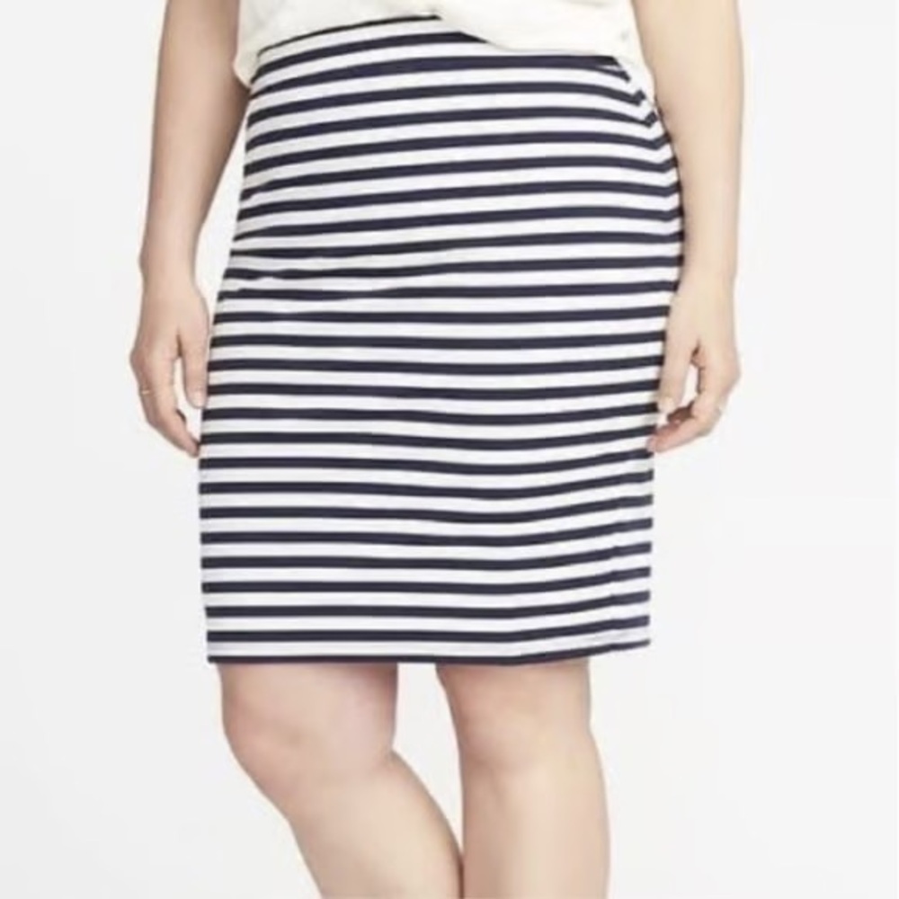 Nautical Coastal Women’s Navy White Striped Pull on Pencil Skirt Size Petite L